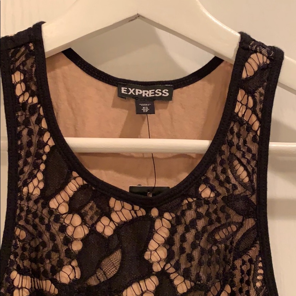 Express Lace Top - Picture 6 of 8